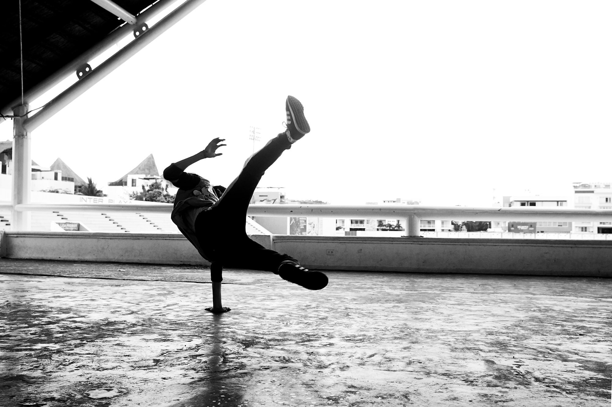 Mexican Break Dancers
