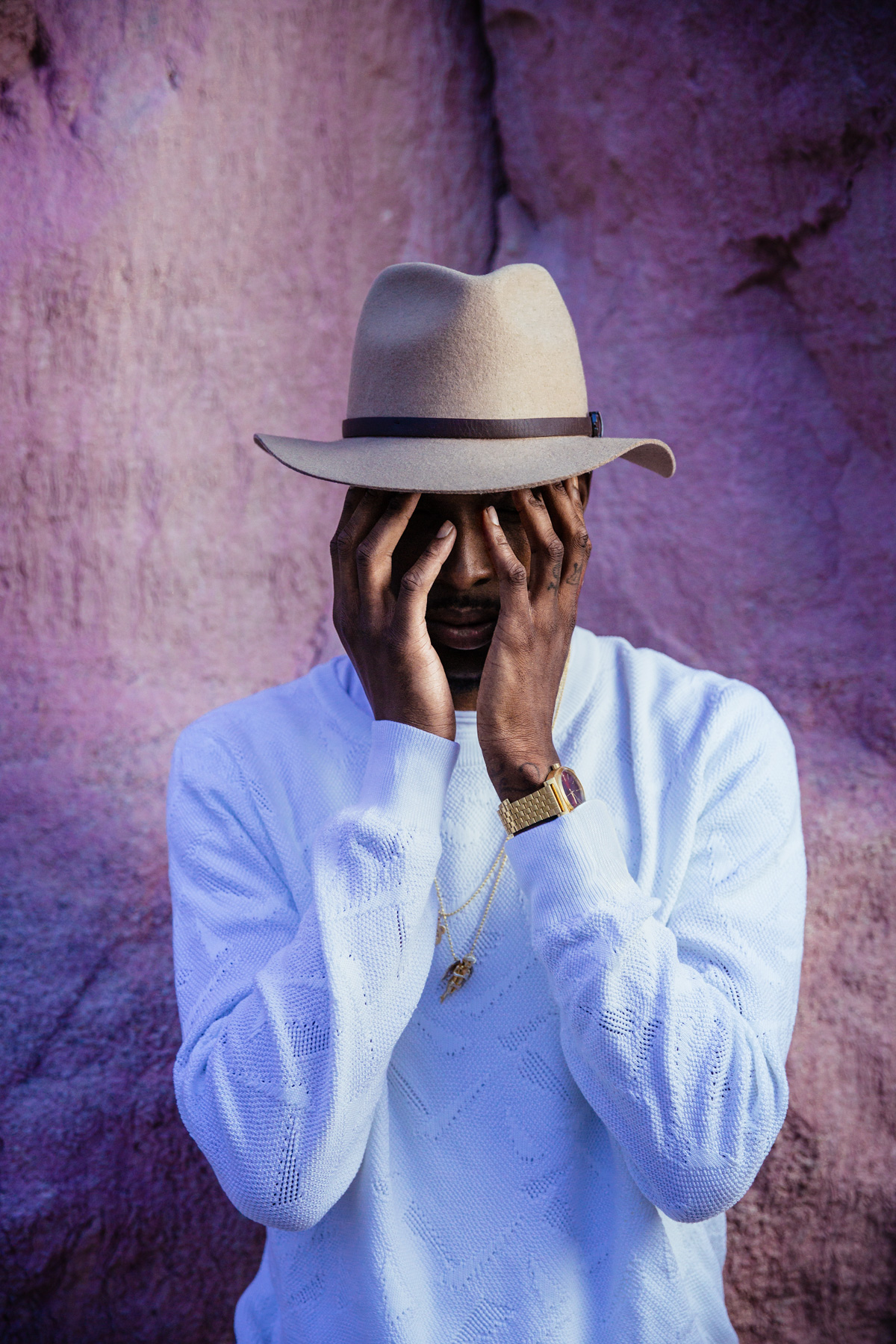 Pries album cover hands covering face